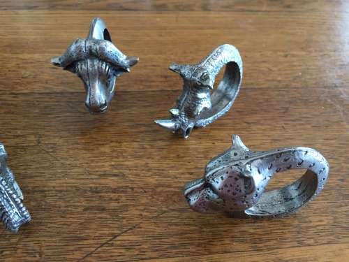Big 5 heavy metal serviette rings